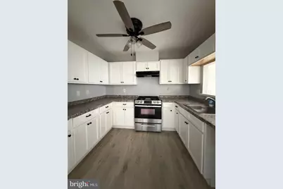 883 Barnaby Street SE, Washington, DC 20032 - Photo 12