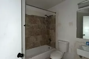 883 Barnaby St SE, Washington, DC 20032 - Photo 28