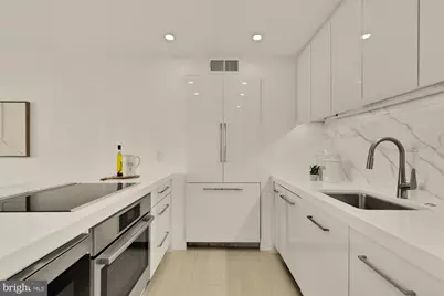 4200 Massachusetts Avenue NW #708, Washington, DC 20016 - Photo 8