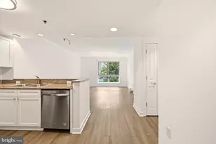777 7th St NW, Washington, DC 20001 - Photo 8