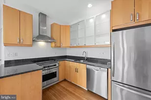 1318 35th St NW, Washington, DC 20007 - Photo 4