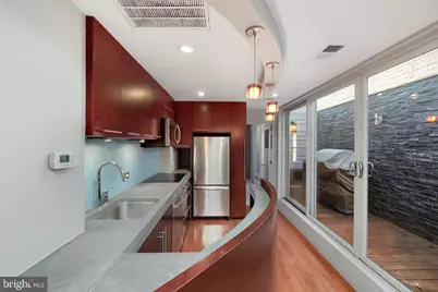 721 D Street NE, Washington, DC 20002 - Photo 10