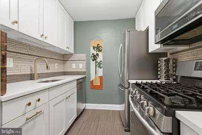 3114 Wisconsin Avenue NW #302, Washington, DC 20016 - Photo 8