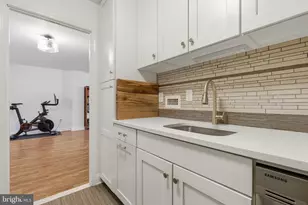 3114 Wisconsin Ave NW, Washington, DC 20016 - Photo 10