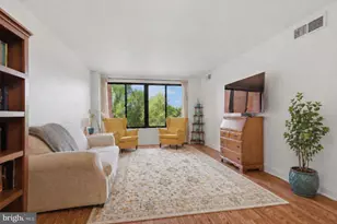 3114 Wisconsin Ave NW, Washington, DC 20016 - Photo 2