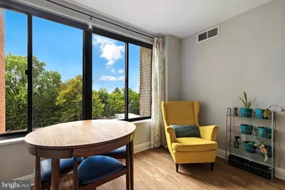 3114 Wisconsin Avenue NW #302, Washington, DC 20016 - Photo 4