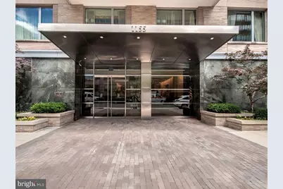 1155 23rd Street NW #8L, Washington, DC 20037 - Photo 2