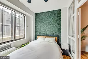 1 Scott Cir NW, Washington, DC 20036 - Photo 16