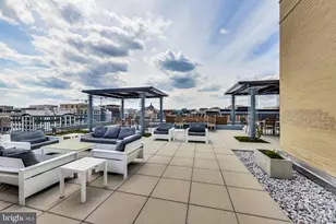 1 Scott Cir NW, Washington, DC 20036 - Photo 34