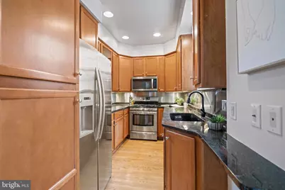 3308 Cathedral Avenue NW, Washington, DC 20008 - Photo 10