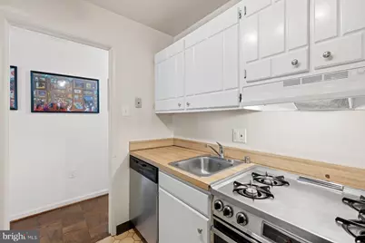 1280 21st Street NW #APT 302, Washington, DC 20036 - Photo 16