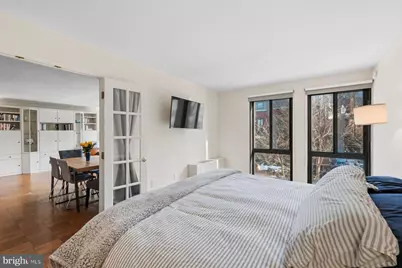 1280 21st Street NW #APT 302, Washington, DC 20036 - Photo 4