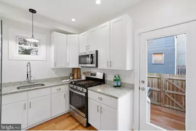 1604 D Street SE, Washington, DC 20003 - Photo 12