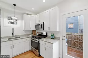 1604 D St SE, Washington, DC 20003 - Photo 12