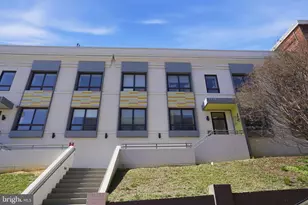 2424 17th St NW, Washington, DC 20009 - Photo 1