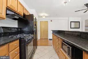 738 Longfellow St NW, Washington, DC 20011 - Photo 10
