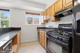 738 Longfellow St NW, Washington, DC 20011 - Photo 8