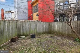 1353 C St SE, Washington, DC 20003 - Photo 24