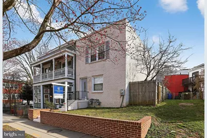 1353 C Street SE, Washington, DC 20003 - Photo 2