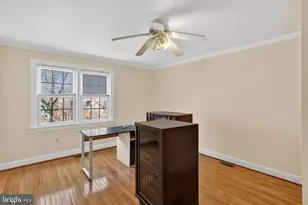 1353 C St SE, Washington, DC 20003 - Photo 16