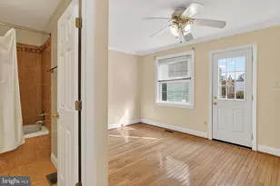 1353 C St SE, Washington, DC 20003 - Photo 18