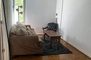 950 NW 25th Street NW, Washington, DC 20037 - Photo 2