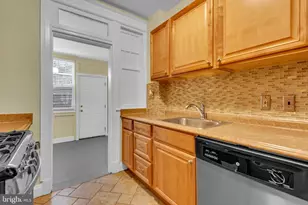 1530 Spring Pl NW, Washington, DC 20010 - Photo 16