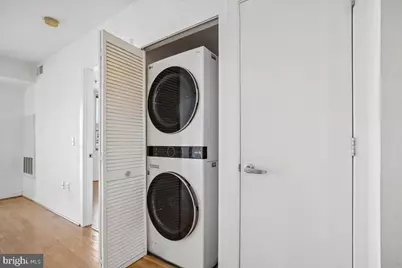 1000 New Jersey Avenue SE #514, Washington, DC 20003 - Photo 32