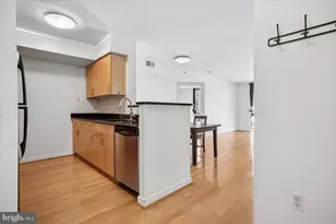 1000 New Jersey Ave SE, Washington, DC 20003 - Photo 8