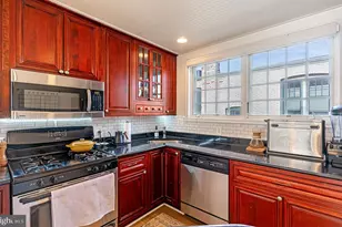 3350 17th St NW, Washington, DC 20010 - Photo 20