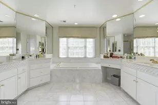 4005 Mansion Dr NW, Washington, DC 20007 - Photo 18