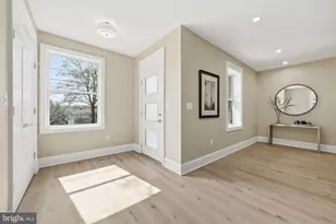 5047 MacArthur Blvd NW, Washington, DC 20016 - Photo 4