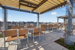 1 Scott Cir NW, Washington, DC 20036 - Photo 16