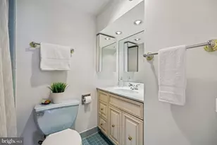 3001 Veazey Terrace NW, Washington, DC 20008 - Photo 10