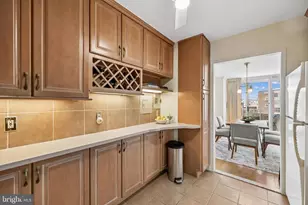 3001 Veazey Terrace NW, Washington, DC 20008 - Photo 6