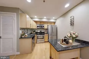 6 Rhode Island Ave NW, Washington, DC 20001 - Photo 6