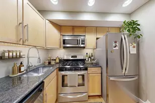 6 Rhode Island Ave NW, Washington, DC 20001 - Photo 4