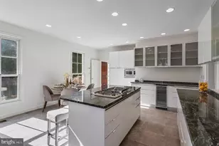 4709 Foxhall Cres NW, Washington, DC 20007 - Photo 12