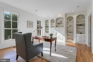 4709 Foxhall Cres NW, Washington, DC 20007 - Photo 22