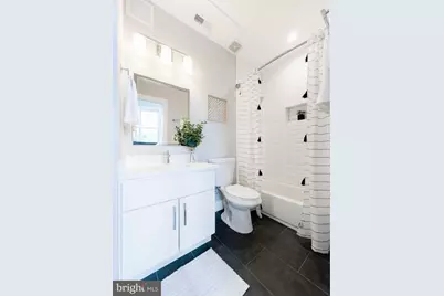 711 15th Street NE #4, Washington, DC 20002 - Photo 22