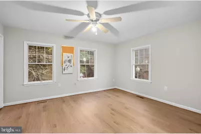 842 Hr Drive SE, Washington, DC 20032 - Photo 16