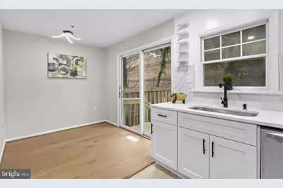 842 Hr Drive SE, Washington, DC 20032 - Photo 12