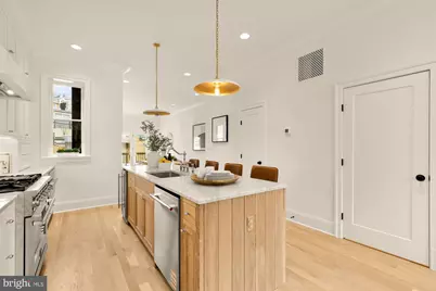 25 T Street NW, Washington, DC 20001 - Photo 10