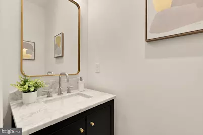 25 T Street NW, Washington, DC 20001 - Photo 16