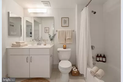 1000 New Jersey Avenue SE #908, Washington, DC 20003 - Photo 18