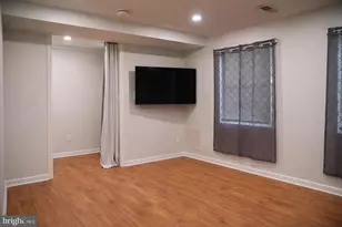 1352 G St SE, Washington, DC 20003 - Photo 2