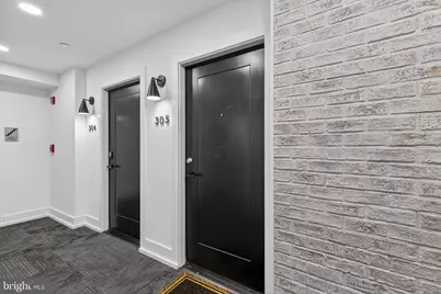 919 12th Street NE #305, Washington, DC 20002 - Photo 2