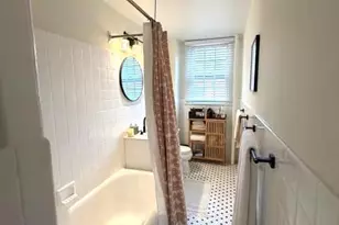 2040 Belmont Rd NW, Washington, DC 20009 - Photo 16