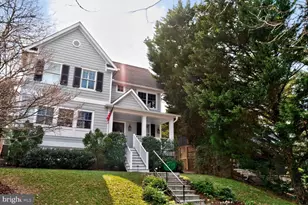 5014 Klingle St NW, Washington, DC 20016 - Photo 2