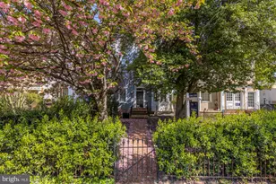 228 East Capitol NE, Washington, DC 20003 - Photo 2
